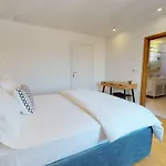 Riva 4*