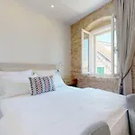 Riva Pensión 4*