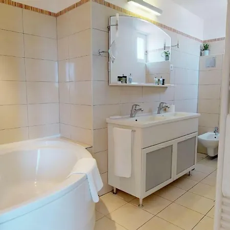 Riva Apartments Gostinjska kuća Split