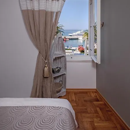Riva Apartments 4* Split