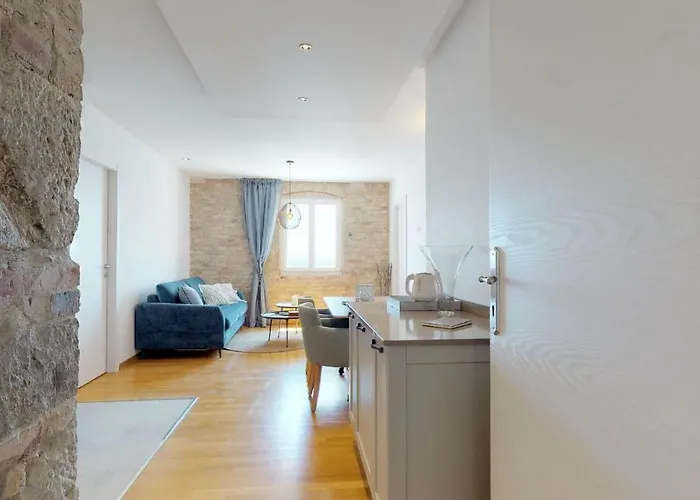 Riva Apartments 4* Split