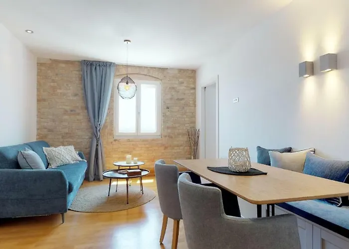 Guest house Riva Apartments