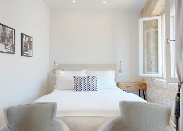 Riva Apartments Guest house 4*