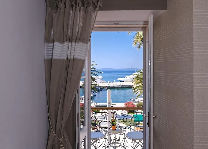 Riva Apartments Guest house