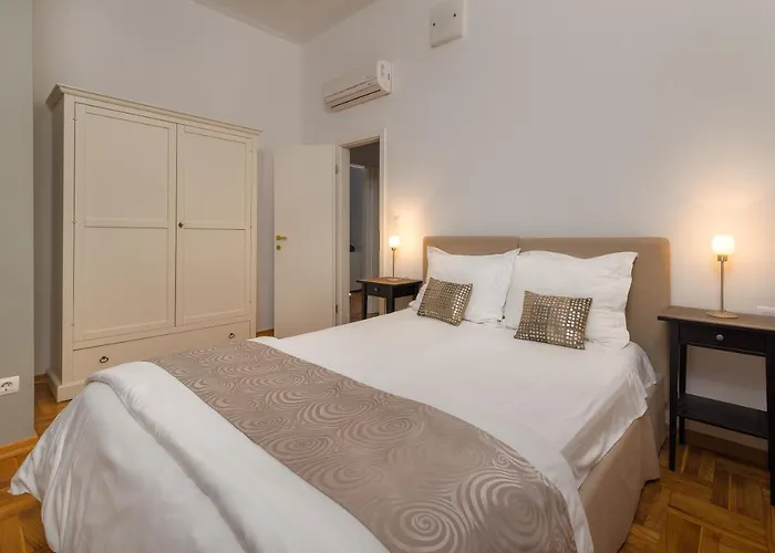 Riva Apartments Gostinjska kuća 4*